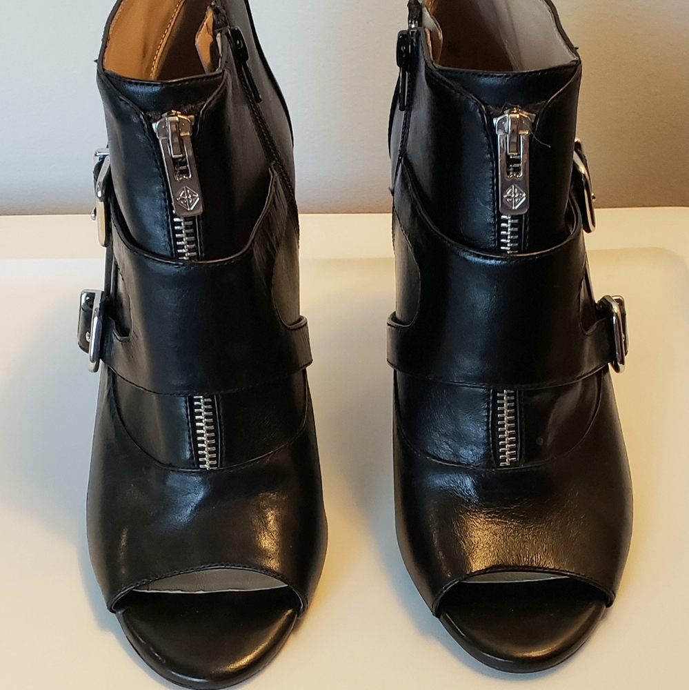 ANTONIO MELANI Black Leather Booties, 9.5 M